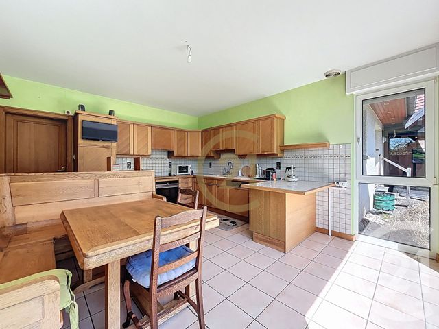 maison à vendre - 9 pièces - 218.0 m2 - LURE - 70 - FRANCHE-COMTE - Century 21 Gsm Immo