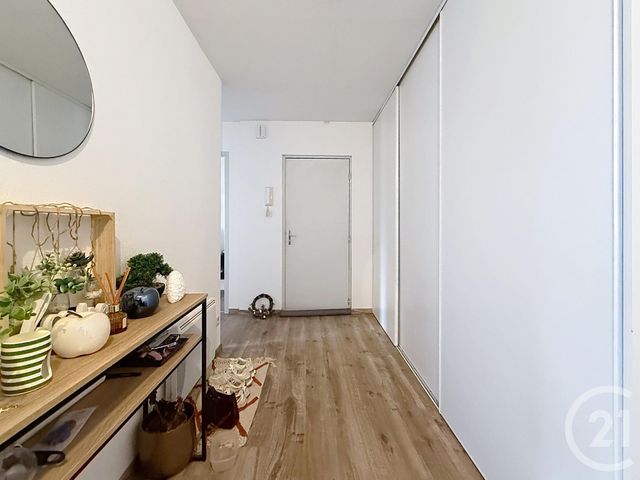 Appartement F3 à louer - 3 pièces - 65.31 m2 - LURE - 70 - FRANCHE-COMTE - Century 21 Gsm Immo