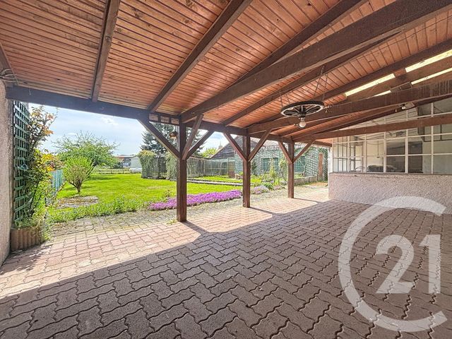 maison à vendre - 5 pièces - 170.0 m2 - ATHESANS ETROITEFONTAINE - 70 - FRANCHE-COMTE - Century 21 Gsm Immo
