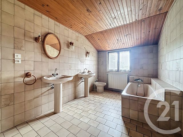 maison à vendre - 5 pièces - 170.0 m2 - ATHESANS ETROITEFONTAINE - 70 - FRANCHE-COMTE - Century 21 Gsm Immo