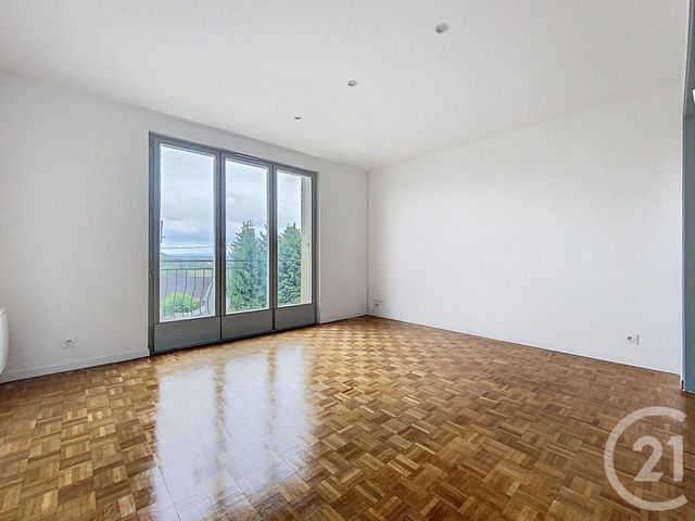 maison à louer - 5 pièces - 81.65 m2 - CHATENOIS LES FORGES - 90 - FRANCHE-COMTE - Century 21 Gsm Immo