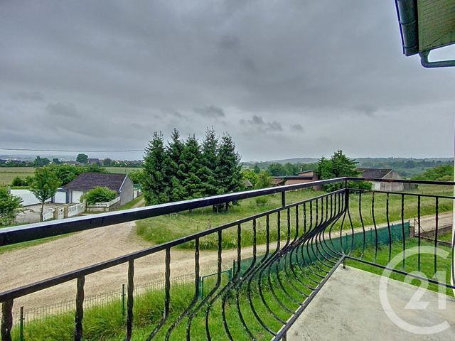 maison à louer - 5 pièces - 81.65 m2 - CHATENOIS LES FORGES - 90 - FRANCHE-COMTE - Century 21 Gsm Immo