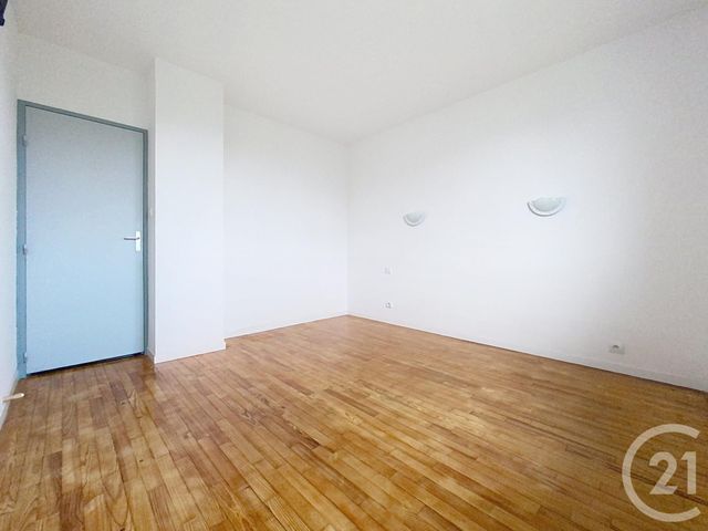 maison à louer - 5 pièces - 81.65 m2 - CHATENOIS LES FORGES - 90 - FRANCHE-COMTE - Century 21 Gsm Immo