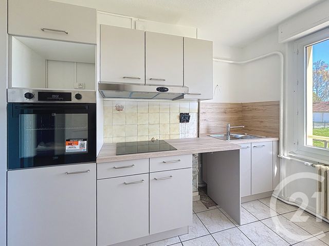 Appartement F3 à louer - 3 pièces - 63.08 m2 - LURE - 70 - FRANCHE-COMTE - Century 21 Gsm Immo