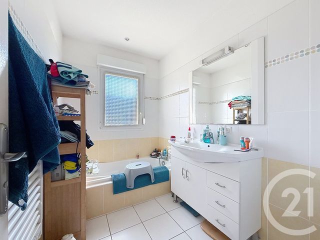 maison à louer - 4 pièces - 96.6 m2 - MAGNY VERNOIS - 70 - FRANCHE-COMTE - Century 21 Gsm Immo