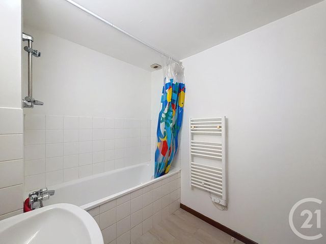 Appartement F2 à louer - 2 pièces - 36.0 m2 - LURE - 70 - FRANCHE-COMTE - Century 21 Gsm Immo