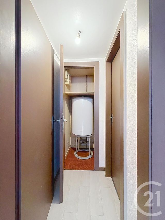 Appartement F2 à louer - 2 pièces - 36.0 m2 - LURE - 70 - FRANCHE-COMTE - Century 21 Gsm Immo