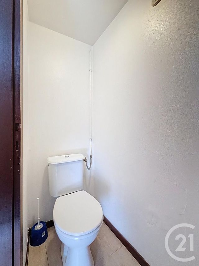 Appartement F2 à louer - 2 pièces - 36.0 m2 - LURE - 70 - FRANCHE-COMTE - Century 21 Gsm Immo
