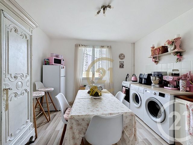 Appartement F4 à vendre - 4 pièces - 69.0 m2 - LURE - 70 - FRANCHE-COMTE - Century 21 Gsm Immo