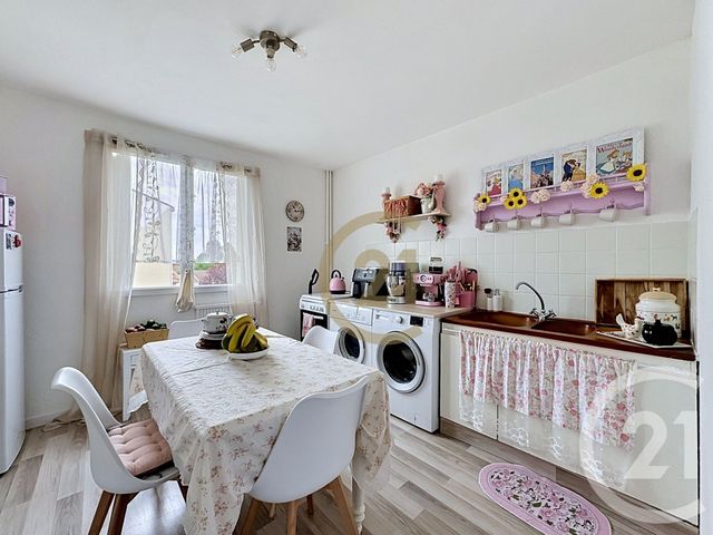 Appartement F4 à vendre - 4 pièces - 69.0 m2 - LURE - 70 - FRANCHE-COMTE - Century 21 Gsm Immo