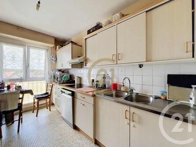 Appartement F5 à vendre - 5 pièces - 95.0 m2 - LUXEUIL LES BAINS - 70 - FRANCHE-COMTE - Century 21 Gsm Immo