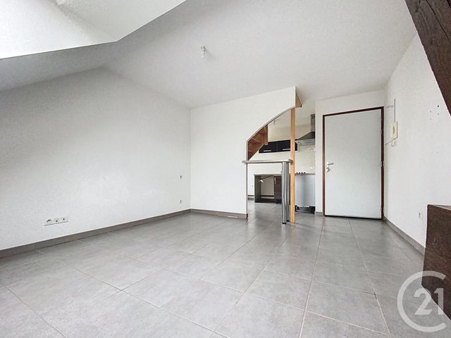 Appartement F2 à louer - 2 pièces - 33.36 m2 - LURE - 70 - FRANCHE-COMTE - Century 21 Gsm Immo