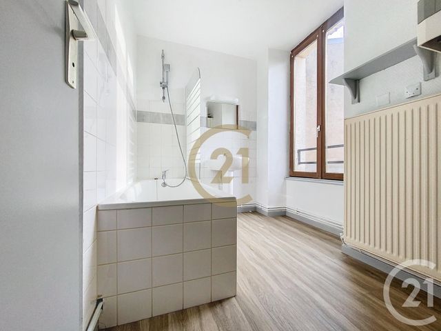 Appartement F2 à louer - 2 pièces - 58.29 m2 - LURE - 70 - FRANCHE-COMTE - Century 21 Gsm Immo