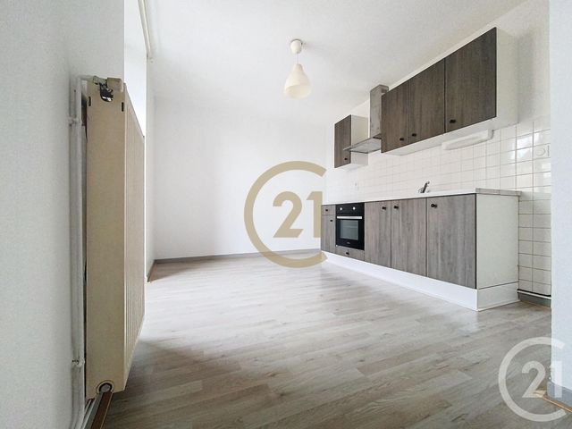 Appartement F2 à louer - 2 pièces - 58.29 m2 - LURE - 70 - FRANCHE-COMTE - Century 21 Gsm Immo