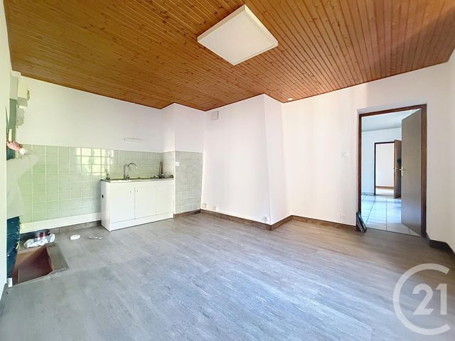 Appartement F4 à louer - 4 pièces - 85.0 m2 - GOUHENANS - 70 - FRANCHE-COMTE - Century 21 Gsm Immo