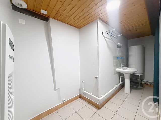 Appartement F4 à louer - 4 pièces - 85.0 m2 - GOUHENANS - 70 - FRANCHE-COMTE - Century 21 Gsm Immo
