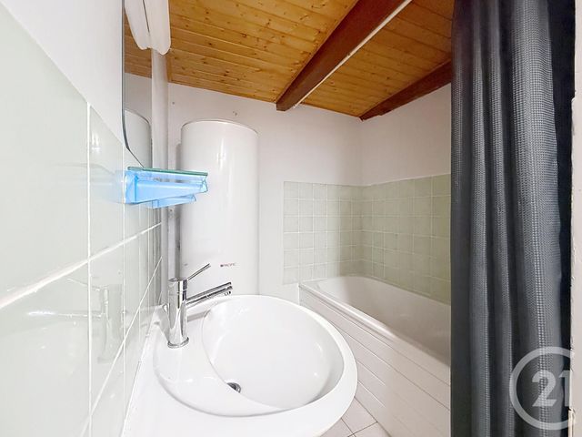 Appartement F4 à louer - 4 pièces - 85.0 m2 - GOUHENANS - 70 - FRANCHE-COMTE - Century 21 Gsm Immo