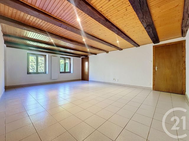 Appartement F4 à louer - 4 pièces - 85.0 m2 - GOUHENANS - 70 - FRANCHE-COMTE - Century 21 Gsm Immo