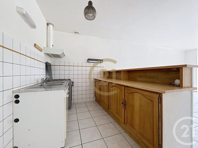 Appartement F3 à louer - 3 pièces - 78.21 m2 - ST SAUVEUR - 70 - FRANCHE-COMTE - Century 21 Gsm Immo