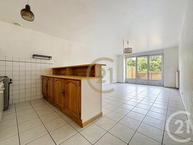 Appartement F3 à louer - 3 pièces - 78.21 m2 - ST SAUVEUR - 70 - FRANCHE-COMTE - Century 21 Gsm Immo