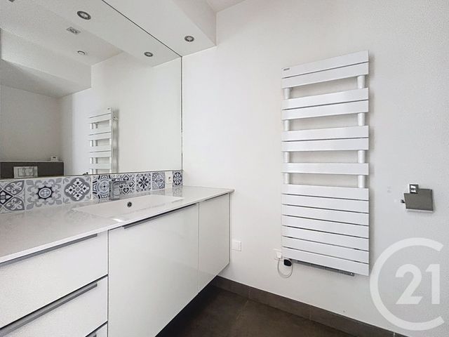 Appartement F3 à louer - 3 pièces - 57.2 m2 - LUXEUIL LES BAINS - 70 - FRANCHE-COMTE - Century 21 Gsm Immo