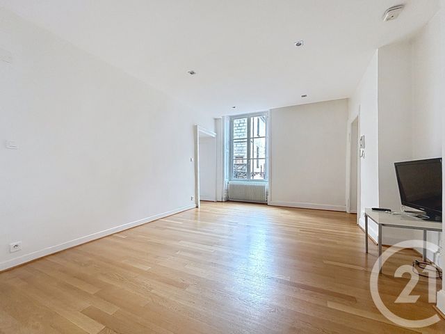 Appartement F3 à louer - 3 pièces - 57.2 m2 - LUXEUIL LES BAINS - 70 - FRANCHE-COMTE - Century 21 Gsm Immo