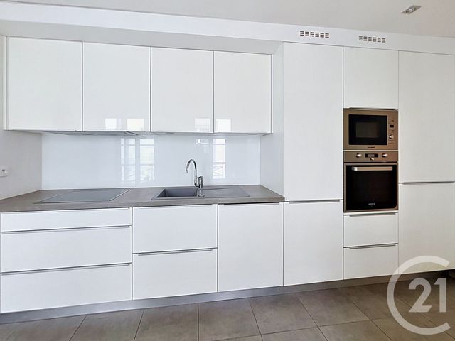 Appartement F3 à louer - 3 pièces - 57.2 m2 - LUXEUIL LES BAINS - 70 - FRANCHE-COMTE - Century 21 Gsm Immo